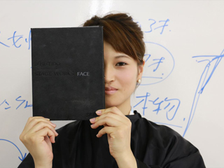 メイクアップアーティスト山口啓先生による特別授業1