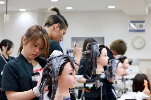 美容科 ヘアカラリスト検定講習会